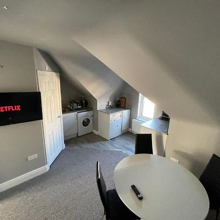 Appartement Luton Short Term Lets - Cardiff Road Extérieur photo