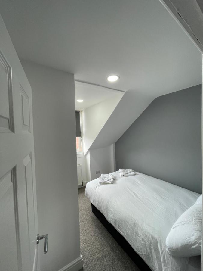Appartement Luton Short Term Lets - Cardiff Road Extérieur photo